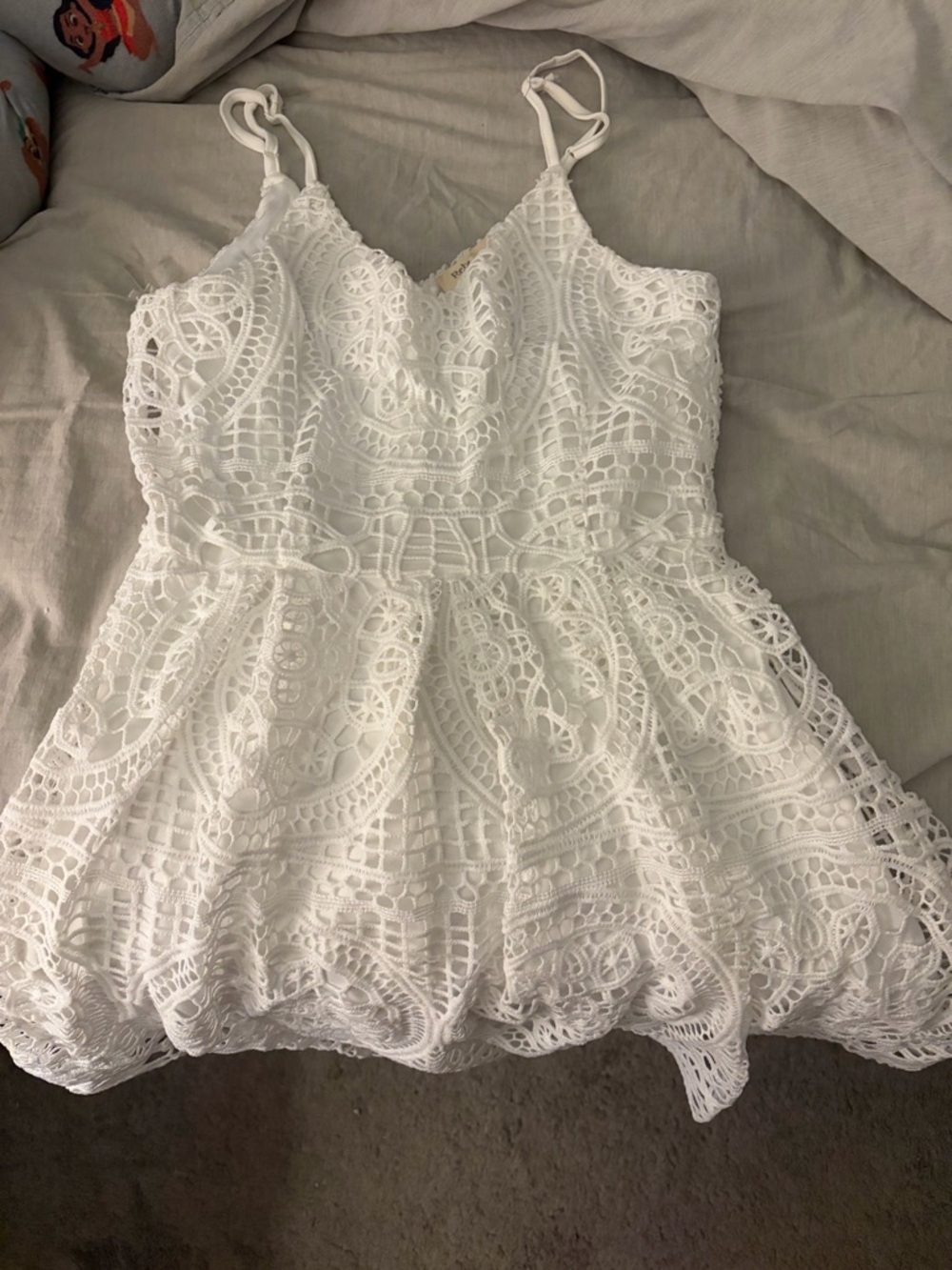 White Lace Dress with Intricate Crochet Detail - Picture 2 of 4